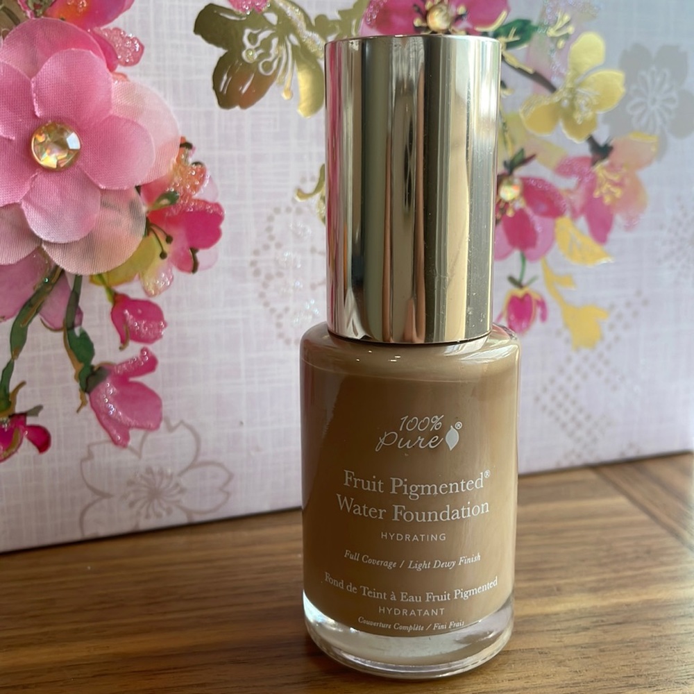 100% Pure Fruit Pigmented Water Foundation Olive 3.0